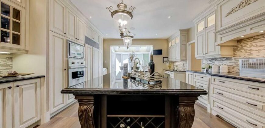 Bayview & York Mills House