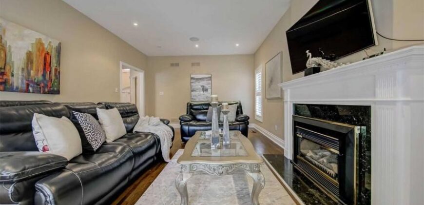 Bayview & York Mills House