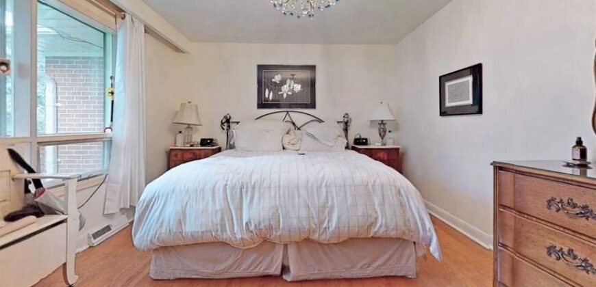 Bayview & York Mills House