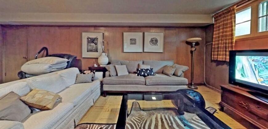 Bayview & York Mills House