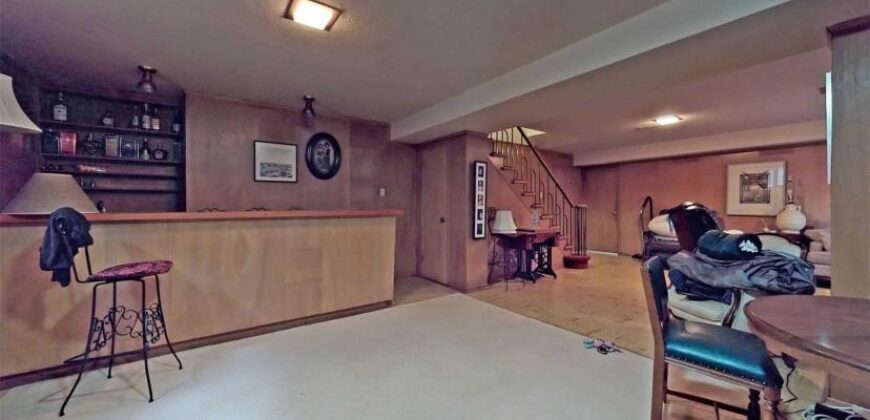 Bayview & York Mills House