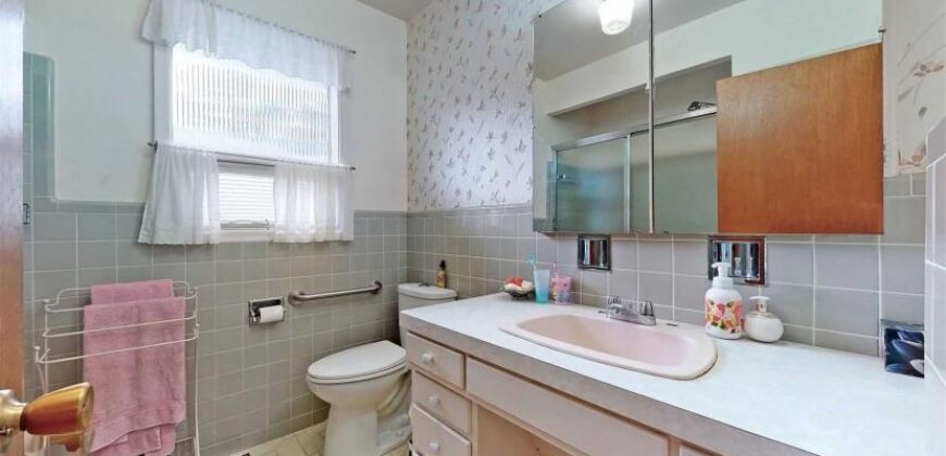 Bayview & York Mills House