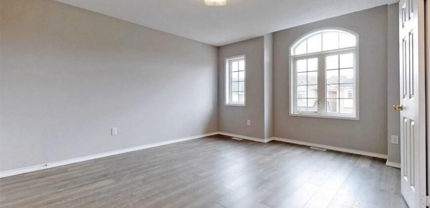 Stunning Sundial 5 Bed Rooms Home