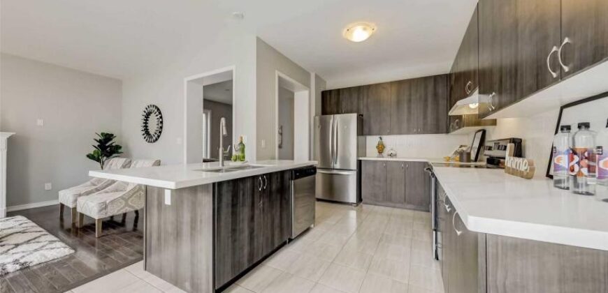 Stunning Detached 4 Bed Rooms Home