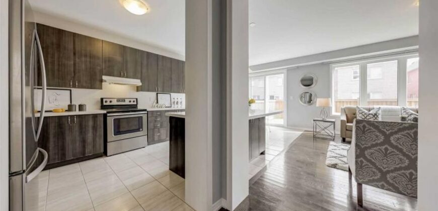 Stunning Detached 4 Bed Rooms Home