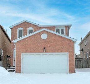 Link House In High Demand Middlefield