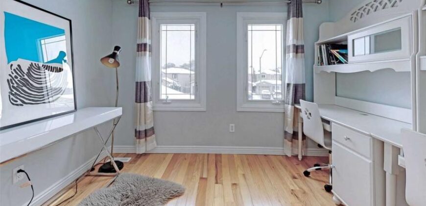 Link House In High Demand Middlefield