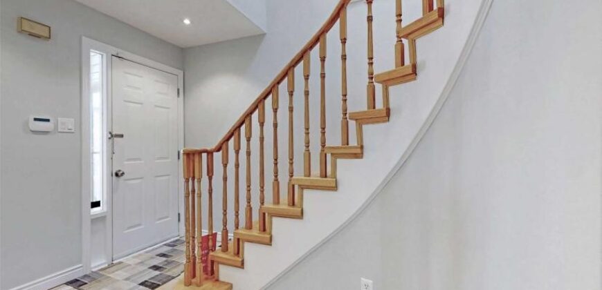 Link House In High Demand Middlefield