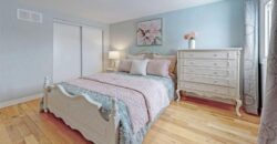 Link House In High Demand Middlefield